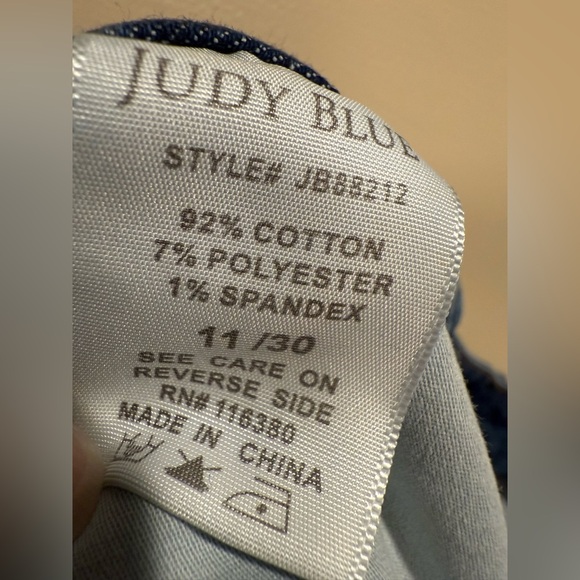 Judy Blue Jeans Women’s 11/30 Skinny Fit Denim Distressed JB88212 - Picture 10 of 10